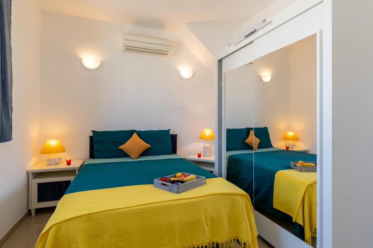 Apartamento Celebre Vieux Port, Marsella Exterior foto